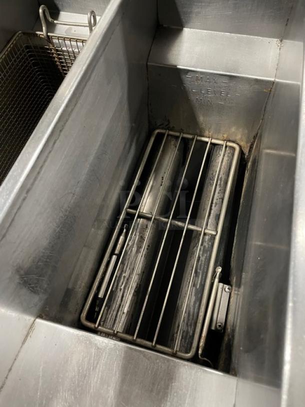 Pitco Commercial Stainless Steel Natual Gas Powered Floor Model Split Tank Deep Fat Fryer! With Back Splash & Basket Hanger! Frying Baskets! On Casters! - Image 6 of 9