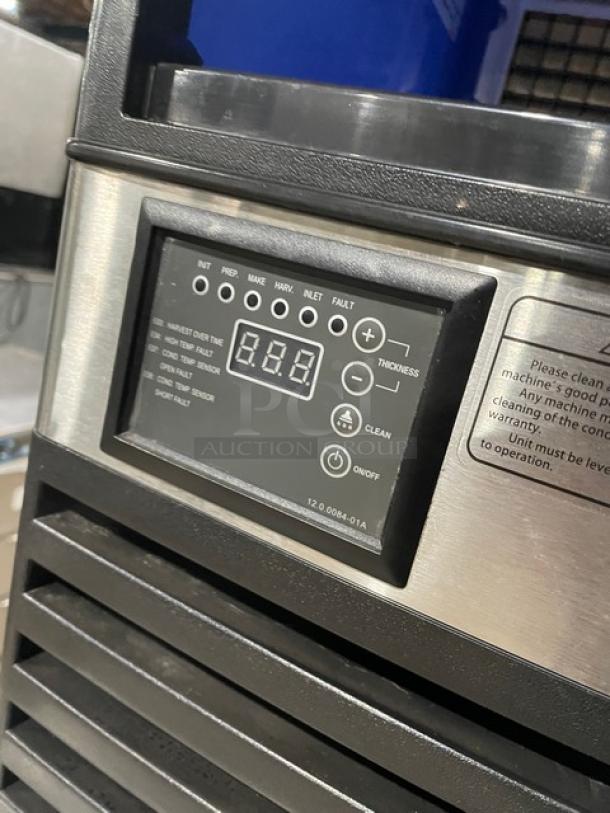 Avantco! 2023 Late Model! Commercial Stainless Steel Air-Cooled Undercounter Full Cube Ice Making Machine! Model: 194UCF120A SN: 194UCF120A-23090062! 115V! - Image 7 of 9