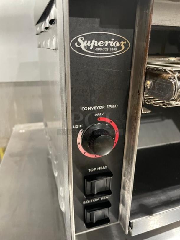 APW Wyott Superior Series Commercial Stainless Steel Electric Powered Countertop Conveyor Toaster! Model: AT-EXPRESS SN: 0904D01589! 120V 1 Phase! - Image 7 of 8