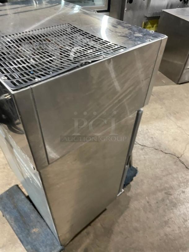 GlasTender Commercial Stainless Steel Refrigerated Wall-Mounted Lettuce Crisper! Model: LC SN: 134138547X! 115V 1 Phase! - Image 4 of 7