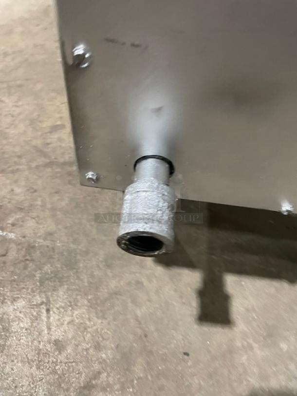 Imperial Commercial Stainless Steel Natural Gas Powered Countertop Char Broiler! With Grooved Grates! On Legs! - Image 9 of 9