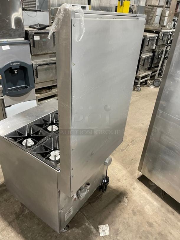 SouthBend Platinum Series Commercial Stainless Steel Natural Gas Powered 6 Burner Range/Oven Combo! With Back Splash! With Wired Oven Rack! Model: P32D-BBB SN: 05M09248! 120V 1 Phase! On Casters! - Image 3 of 12