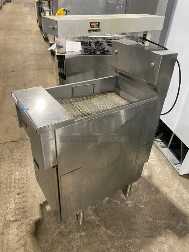Pitco Solstice Series Commercial Stainless Steel SELV Fryer-Match Style Bread & Batter Cabinet! With BNB Dump Station & Overhead Heat Lamp! Model: SELVBNB SN: F19FD039673! On Legs! - Image 3 of 9