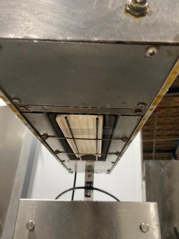 Pitco Solstice Series Commercial Stainless Steel SELV Fryer-Match Style Bread & Batter Cabinet! With BNB Dump Station & Overhead Heat Lamp! Model: SELVBNB SN: F19FD039673! On Legs! - Image 8 of 9