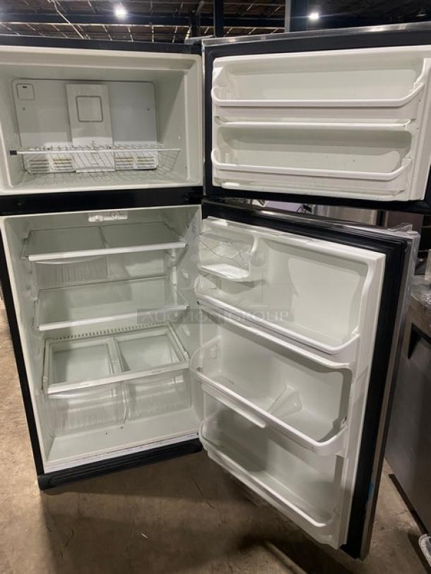 Frigidaire Commercial Stainless Steel Dual Section Reach-In Refrigerator/Freezer Combo! With Clear Drawers & Adjustable Shelves! Model: FFTR1821QS3 SN: BA60512204! 115V 1 Phase! - Image 5 of 9