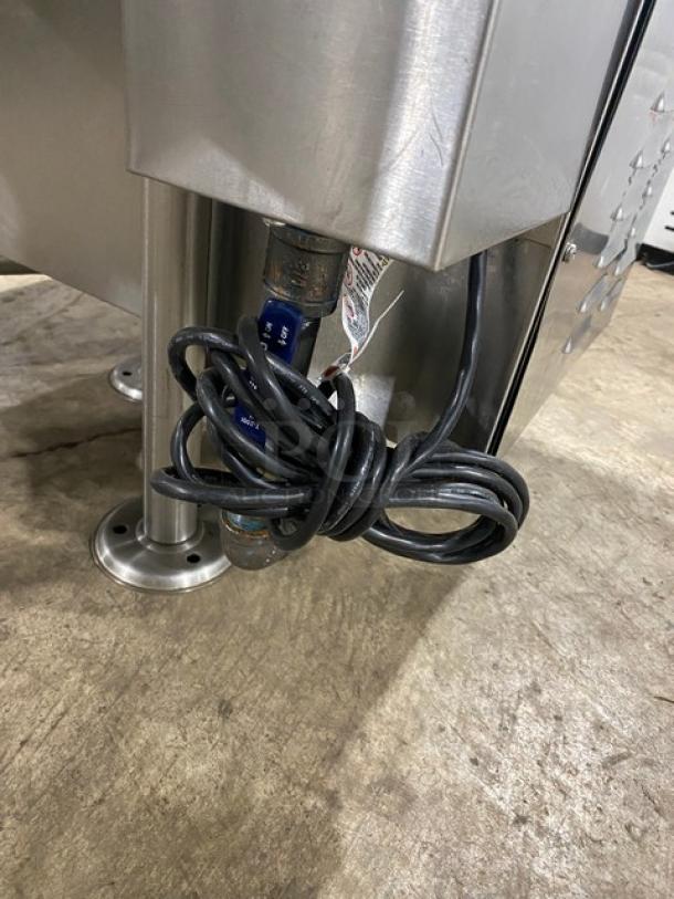 WOW! Cleveland Range Commercial Stainless Steel Natural Gas Powered Self Contained 40 Lb. Stationary Steam Kettle! With Gooseneck Faucet! Model: KGL-40 SN: WT2697-93E-01! On Legs! Working When Removed! - Image 9 of 9