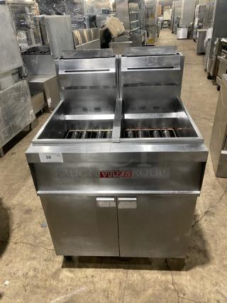 Amazing! Vulcan Commercial Stainless Steel Natural Gas Powered Double-Bay Deep Fat Fryer! With Back Splash & Basket Hangers! With Oil Filter System! On Casters! Working When Removed!