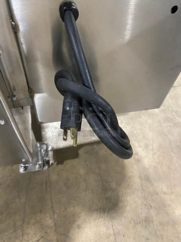 FAB! Cookshack Fast Eddy's Series Commercial Stainless Steel Electric Powered Wood Pellet Smoker Oven! With Side-Mounted 35 Lb. Pellet Hopper! On Casters! - Image 11 of 11