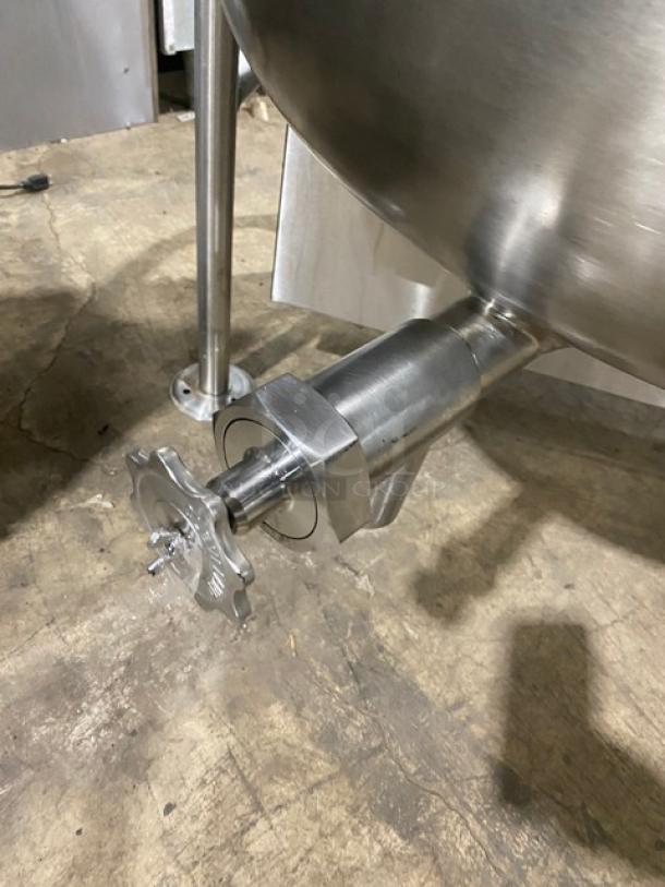 Cleveland Commercial Stainless Steel Natural Gas Powered Self-Contained 2/3 Steam Jacketed 60 Gal. Tilting Kettle! With Gooseneck Faucet! Model: KGL-60-T SN: 140623053445! 120V 1 Phase! On Legs! - Image 8 of 10