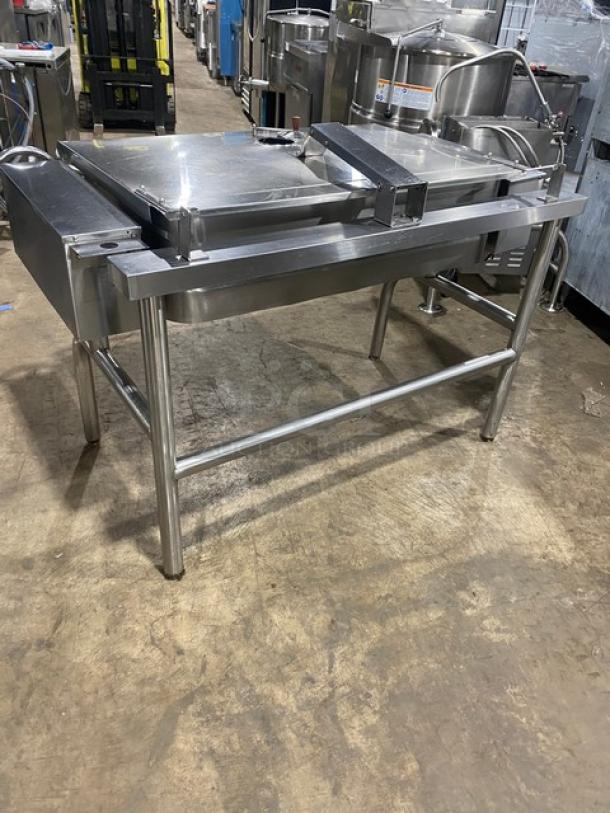 Nice! Groen Commercial Stainless Steel Electric Powered Ultra Tilt Skillet/Tilted Braising Pan! 208V 3 Phase! On Legs! Working When Removed! - Image 3 of 9