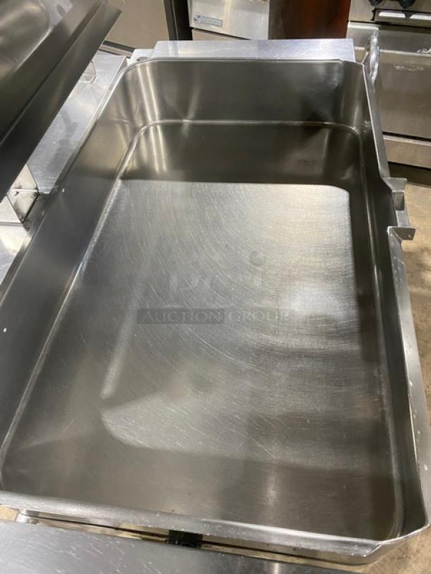 Nice! Groen Commercial Stainless Steel Electric Powered Ultra Tilt Skillet/Tilted Braising Pan! 208V 3 Phase! On Legs! Working When Removed! - Image 5 of 9