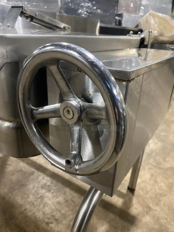 Nice! Groen Commercial Stainless Steel Electric Powered Ultra Tilt Skillet/Tilted Braising Pan! 208V 3 Phase! On Legs! Working When Removed! - Image 6 of 9