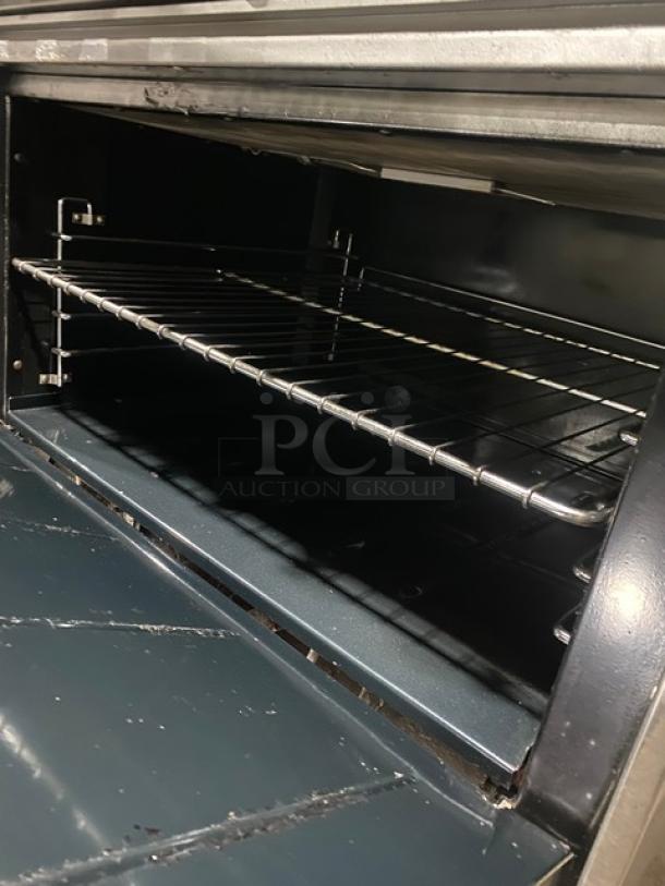Tri-Star Commercial Stainless Steel Natural Gas Powered 6 Burner Range/Oven Combo! With Back Splash! With Wire Oven Racks! Model: TSR-6-N SN: 991371111024! On Legs! - Image 7 of 10