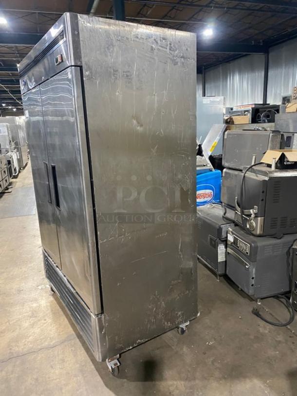 Atosa Commercial Stainless Steel Solid 2 Door Reach In Refrigerator! With Poly Coated Wire Racks! Model: MBF8507 SN: MBF8507151012C4004! 115V 1 Phase! On Casters! - Image 4 of 9