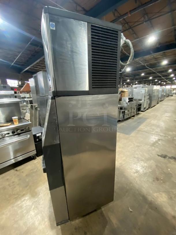 Manitowoc Commercial Stainless Steel Air-Cooled Ice Cuber Machine Head! Model: QD0452A SN: 001162829! 115V 1 Phase! On Manitowoc Commercial Ice Bin! With Ice Vending Dispenser! Model: SPA310 SN: 310056065! 115V 1 Phase! - Image 2 of 8