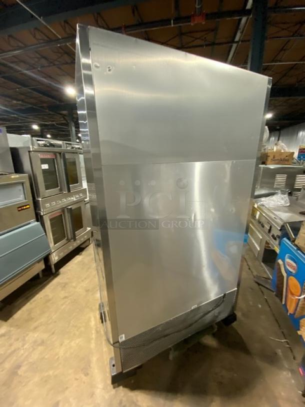 Nice! True Commercial Stainless Steel Multi-Tier Refrigerated Open Grab-N-Go Merchandiser Display Case! With Adjustable Poly Coated Wire Racks! Model: TAC-48-LD SN: 9365189! 208-230V 1 Phase! On Legs! Working When Removed! - Image 4 of 7
