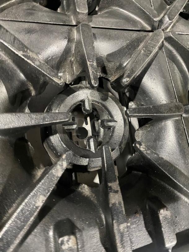 SunFire Commercial Stainless Steel Natural Gas Powered 6 Burner Range/Oven Combo! With Back Splash & Overhead Salamander Shelf! With Wire Oven Racks! On Casters! - Image 6 of 8