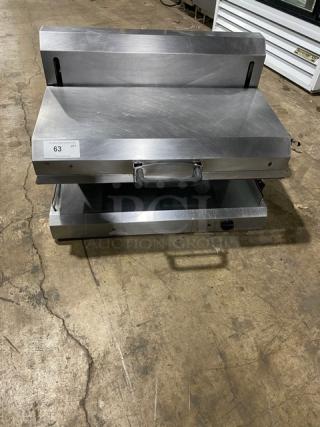 Equipex Commercial Stainless Steel Electric Powered Countertop Finishing Oven/Salamander Broiler/Cheese Melter!