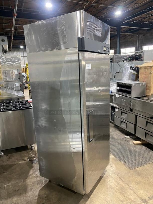 Turbo Air M3 Series Commercial Stainless Steel Solid Single Door Reach In Refrigerator! With Poly Coated Wire Rack! Model: M3R24-1-N! 115V! On Casters! - Image 4 of 8