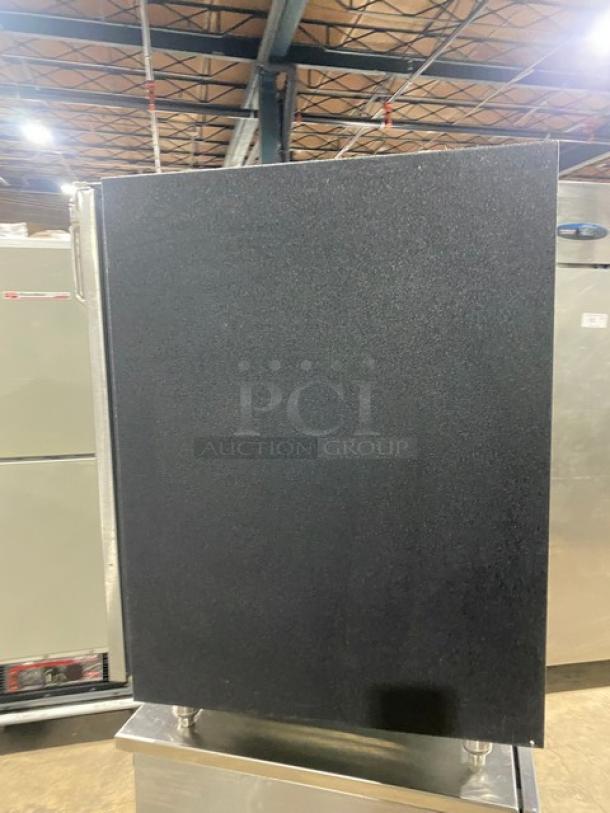 Glastender Commercial Stainless Steel Low Profile Back Bar Dry Storage Cabinet! With Single Shelf! Model: LPDS-24-SN(L) SN: 344526! On Legs! - Image 4 of 7