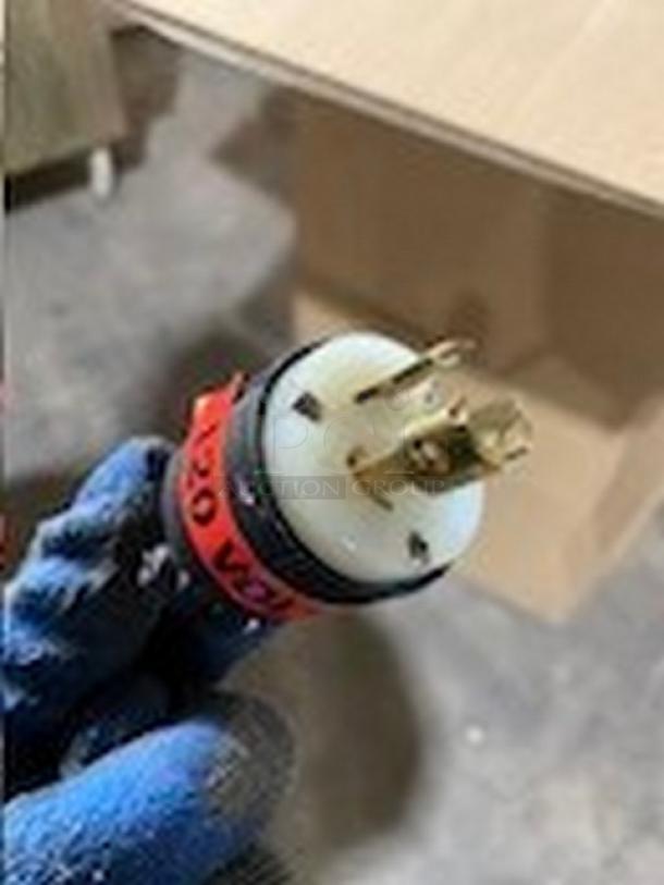 BRAND NEW! IN THE BOX! Lakeside Commercial Stainless Steel Electric Powered Shielded & Heated Drop-In Dish Lowerator/Dispenser!  Accommodates Plates 8.25" to 9.12" Plates! Model: 6009 SN: 104787! 120V! - Image 6 of 6