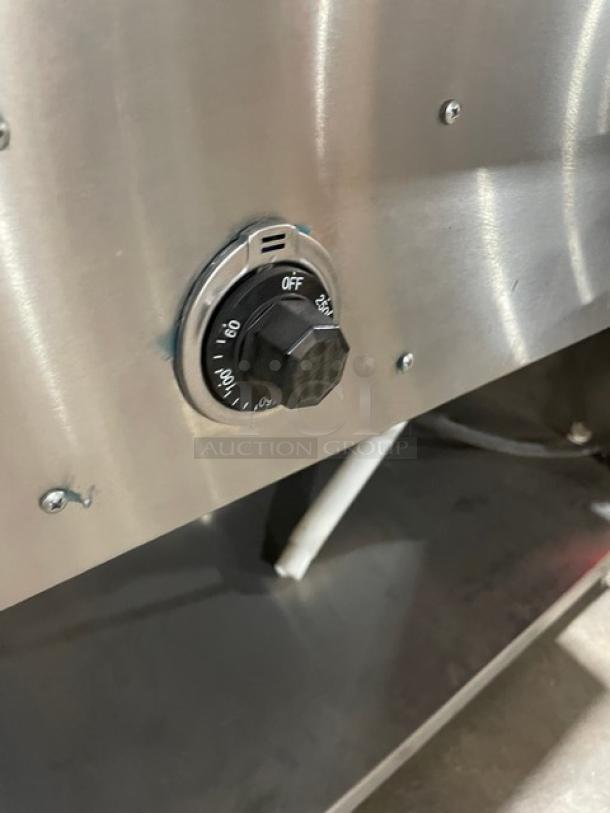 L & T Panda Range Commercial Stainless Steel Electric Powered Steamtable! With Thermostatic Control! With Enclosed Storage Base! Model: SLT-4E SN: SLT2203002! 208V 1 Phase! On Legs! - Image 9 of 10