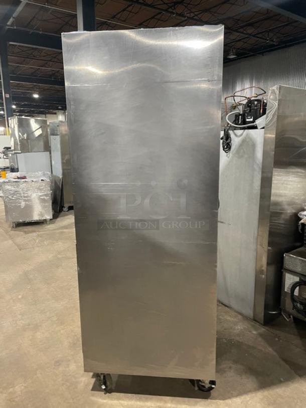 Traulsen Spec-Line Series Commercial Stainless Steel Half Door Single Section Reach In Refrigerator! With Poly Coated Wire Racks! Model: AHT132WUT-HHS SN: T75179I14! 115V 1 Phase! On Casters! - Image 3 of 9