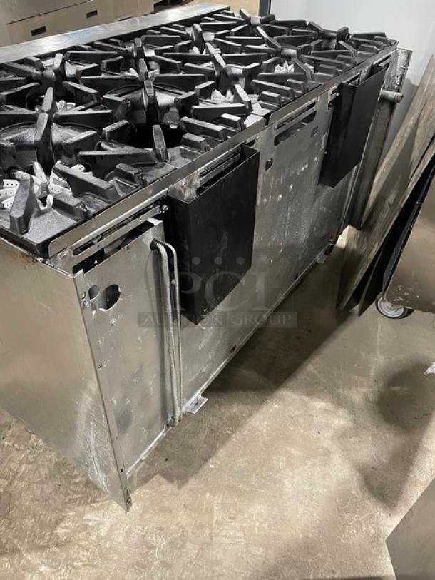 Garland Commercial Stainless Steel Natural Gas Powered 10 Burner Range/Double Oven Combo! With Wire Oven Racks! On Legs! - Image 3 of 10