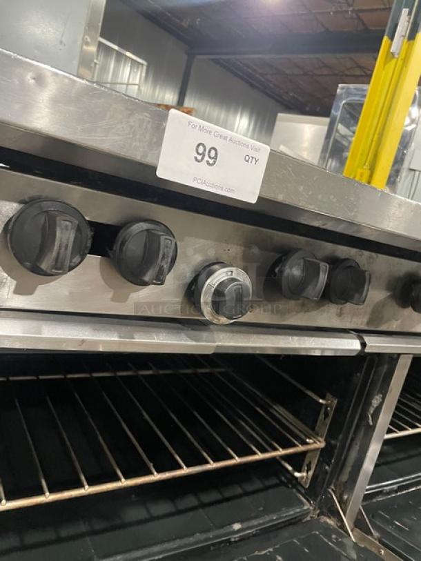 Garland Commercial Stainless Steel Natural Gas Powered 10 Burner Range/Double Oven Combo! With Wire Oven Racks! On Legs! - Image 9 of 10