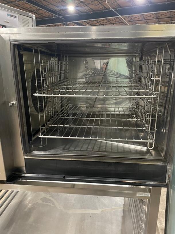 Electrolux Air-O-Convect Series Commercial Stainless Steel Natural Gas Powered Combi Oven! With Wired Oven Racks! With Heavy Duty Pan Holding Equipment Base! Model: AOS062GCP1 SN: 32010003! 120V 1 Phase! On Legs! - Image 5 of 9