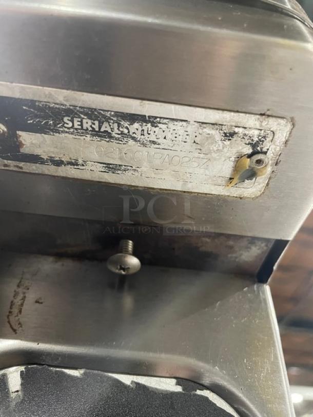 Great! Blodgett Commercial Stainless Steel Natural Gas Powered Double Stack Convection Oven! With Thermostatic Controls! With Wire Oven Rack! SN: 021601RA025Z! On Legs! 2X Your Bid Makes One Unit! On Legs! Working When Removed! - Image 8 of 8