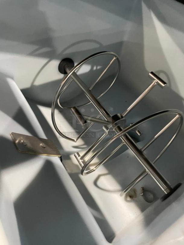 Hoshizaki Commercial Stainless Steel Electric Powered Countertop Ice Making/Dispensing Machine! With Water Dispenser & Drip Tray! Model: DM-180A SN: Q01961K! 115V 1 Phase! - Image 9 of 10