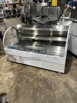 Avantco! 2021 Late Model! Commercial White Horizontal 75" Air-Curtain Refrigerated Open Grab-N-Go Merchandiser Display Case! With Stainless Steel Interior & Adjustable Shelving! Model: 224WHAC75 SN: 2821241213865139! 115V! On Casters!