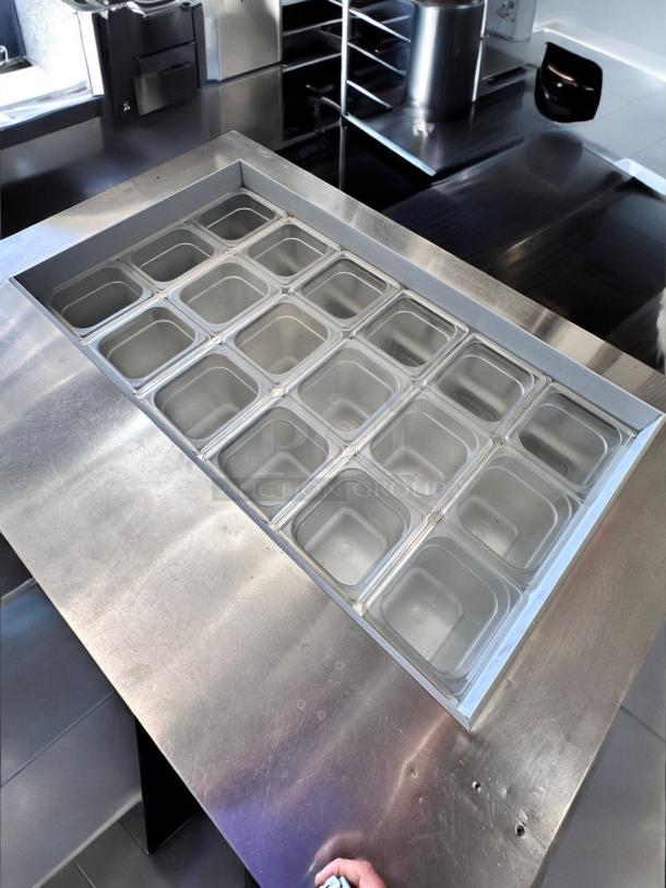 Excellent Condition Beverage-Air Refrigerated Salad Prep Table – Fully Tested & Working! - Image 4 of 5