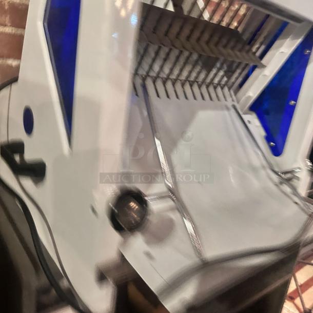 Excellent Condition  Omcan Bread Slicer – 1 Inch / 25mm Thickness – 110V  Fully Tested & Working - Image 2 of 5