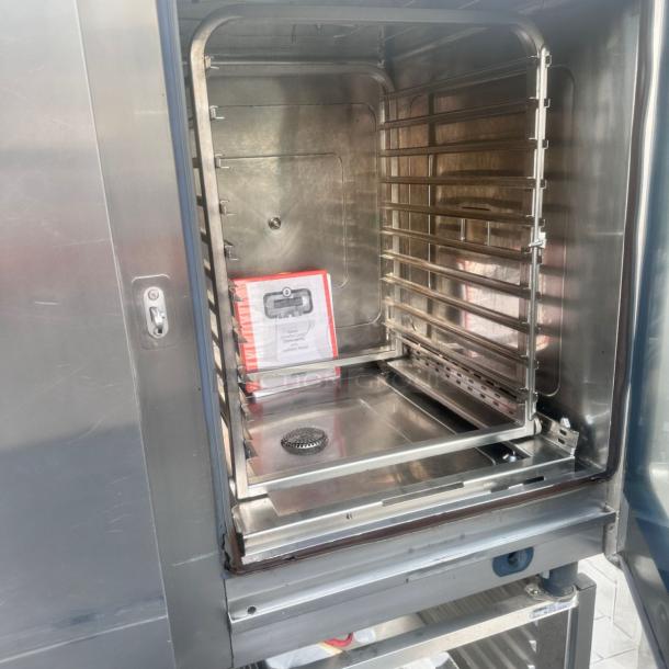 Excellent Condition Rational CPC 102 Combi Oven – 240V – Tested & Working! - Image 10 of 12