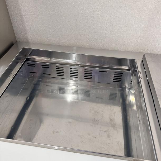 Excellent Condition Under-Counter Stainless Steel Refrigerator – 115V – Tested & Working! - Image 6 of 7