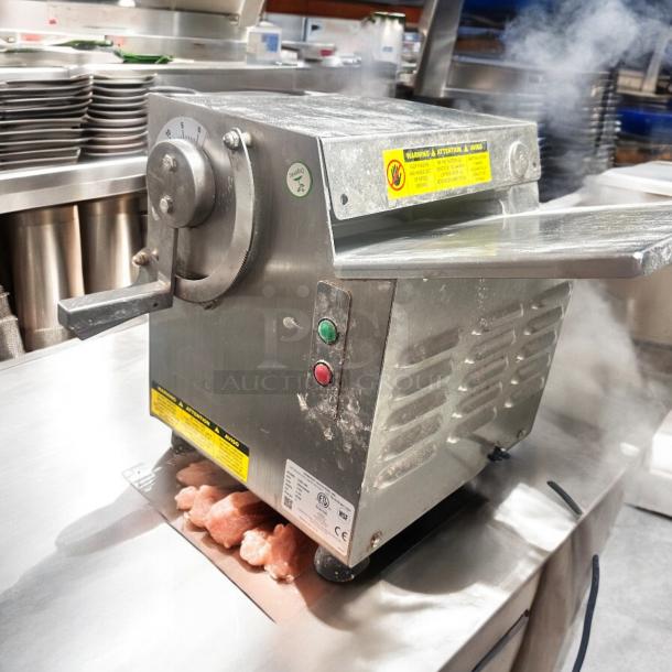 Excellent Condition Somerset CDR-100 Dough Sheeter – 110V – Tested & Working! - Image 5 of 9