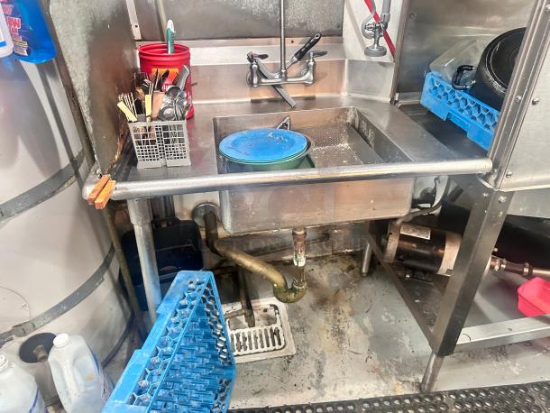 Excellent Condition Commercial Stainless Steel 36" Dirty Side Dishwasher Table - Image 1 of 1