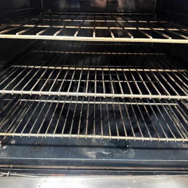 Clean Montague 2-115A Vectaire Convection Oven Gas Double-deck Tested and Working! - Image 10 of 13