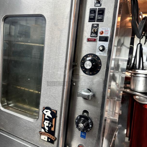 Clean Montague 2-115A Vectaire Convection Oven Gas Double-deck Tested and Working! - Image 11 of 13