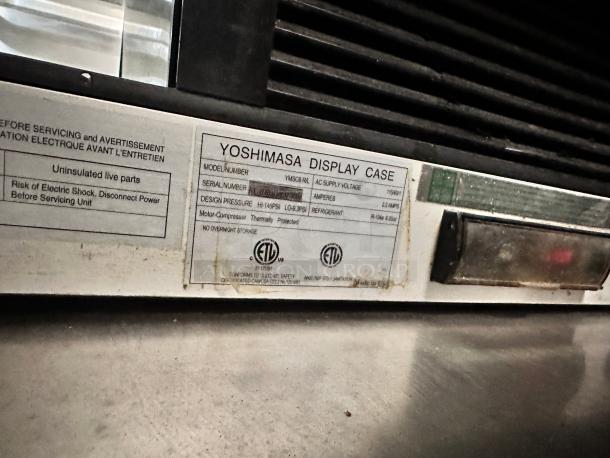 Excellent Yoshimasa YMSC-6-L 72″ Self-Contained Curved Glass Refrigerated Sushi Case 115volt Tested and Working! - Image 10 of 11