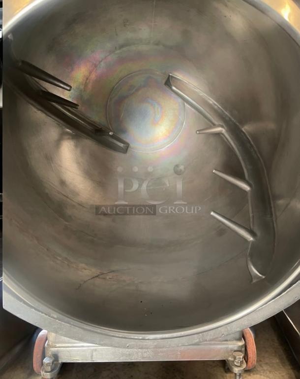 Excellent Condition Wow Commercial 100-Gallon Gas Rotating Tilted Kettle – Fully Tested & Working! - Image 3 of 7
