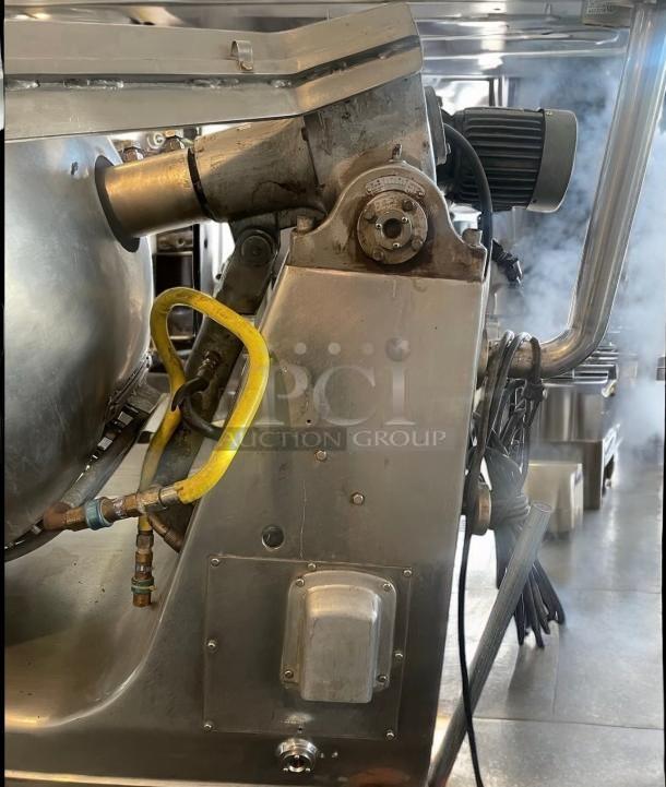 Excellent Condition Wow Commercial 100-Gallon Gas Rotating Tilted Kettle – Fully Tested & Working! - Image 5 of 7