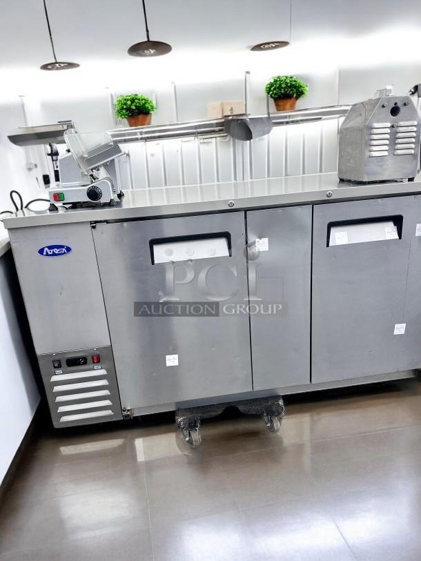 Excellent Condition Atosa MGF8452GR 60” Refrigerated Chef Base – Tested & Working! - Image 5 of 6