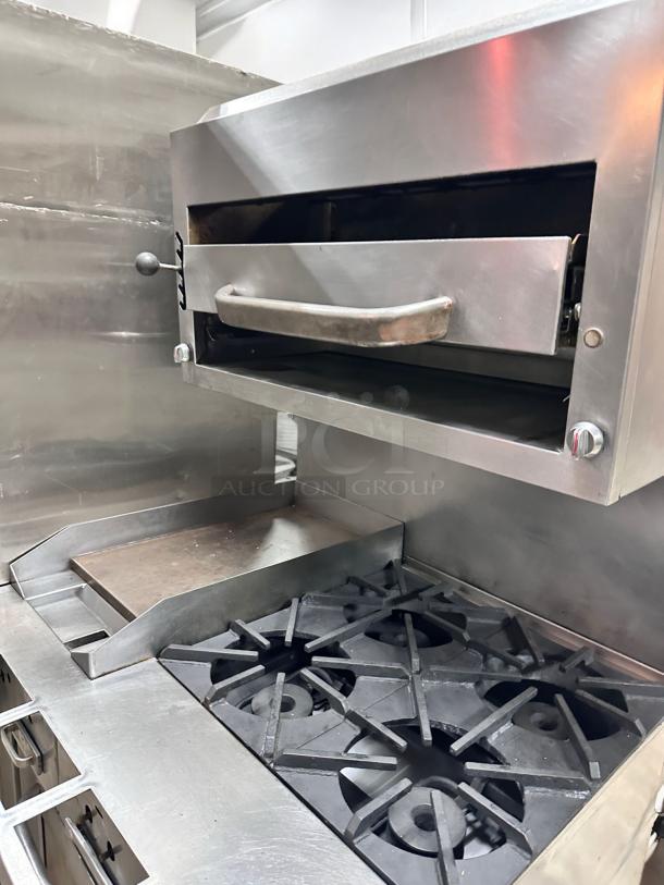 Southbend Commercial Gas Range with Oven and Griddle - Fully Tested & Working! - Image 6 of 9