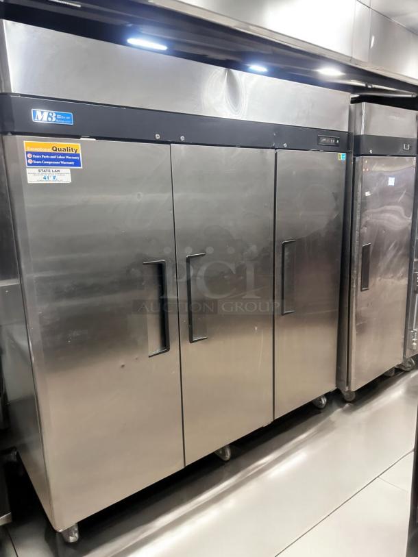 Excellent Condition Turbo Air M3R72-3 Commercial 3-Door Refrigerator – Tested & Working! - Image 4 of 6