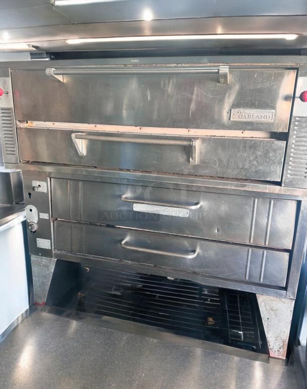 Excellent Garland Pyro-Deck Gas Pizza Oven – Tested & Working! - Image 5 of 12