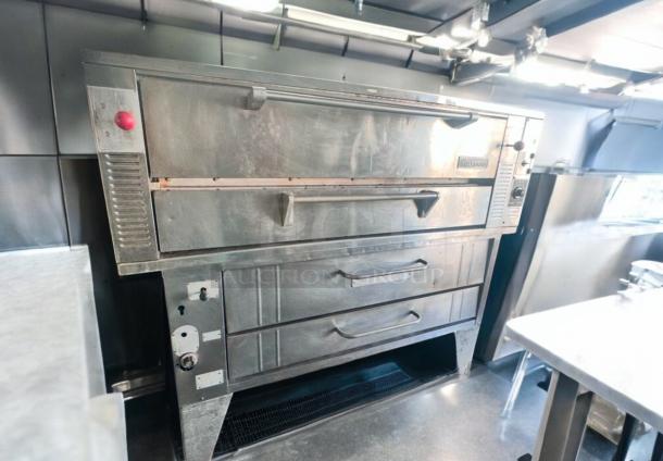 Excellent Garland Pyro-Deck Gas Pizza Oven – Tested & Working! - Image 6 of 12