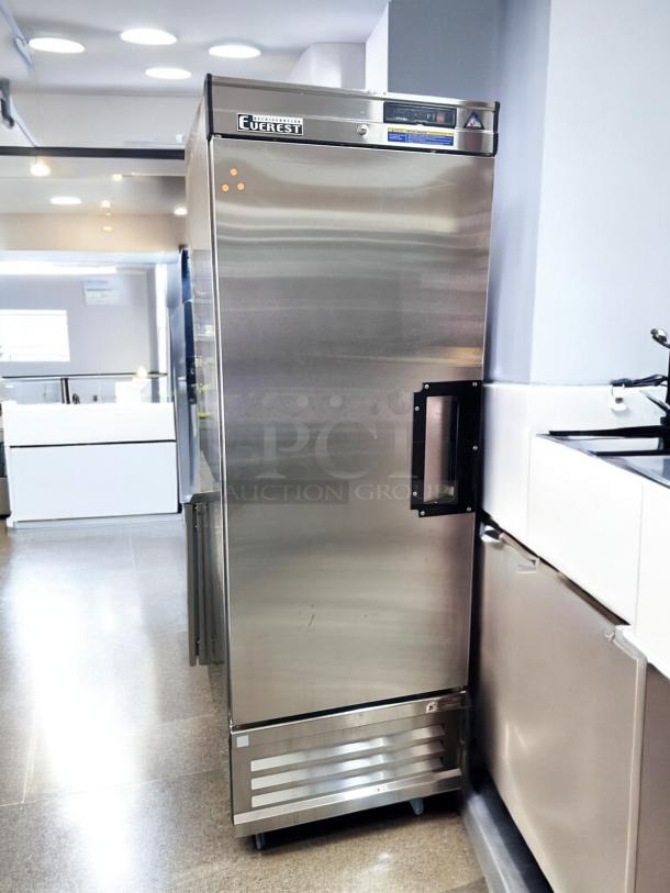 Excellent Condition Everest ESF1 Single-Door Commercial Freezer – Tested & Working! - Image 2 of 5